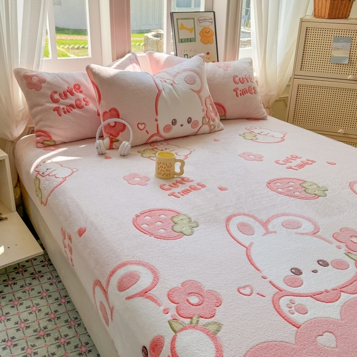 91家纺网 家纺一手货源 找家纺 （总）娜朵家纺 2025新款180克雪花绒印花床笠