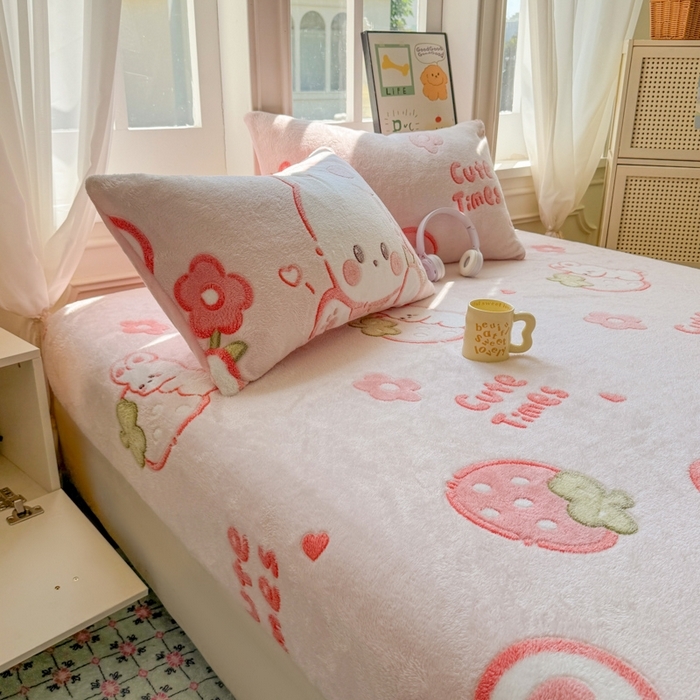 91家纺网 家纺一手货源 找家纺 （总）娜朵家纺 2025新款180克雪花绒印花床笠