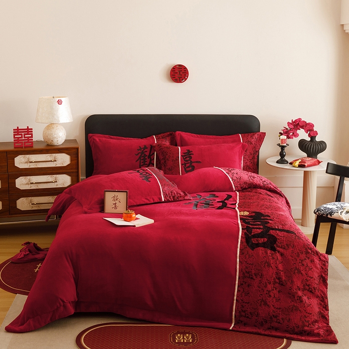 91家纺网 家纺一手货源 找家纺 （总）苏源家居 2025新款牛奶绒加厚新款婚庆喜庆刺绣大红四件套