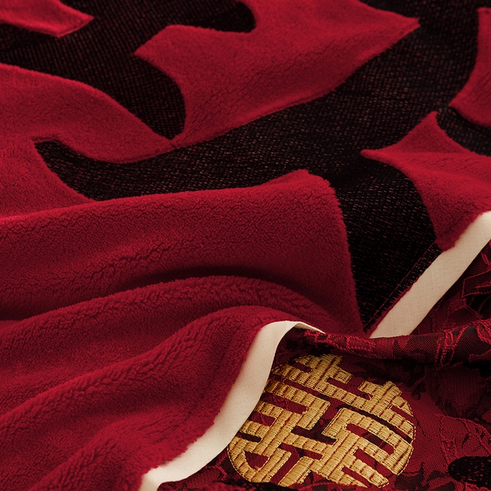 91家纺网 家纺一手货源 找家纺 苏源家居 2025新款牛奶绒加厚新款婚庆喜庆刺绣大红四件套 绒 欢喜-黑色