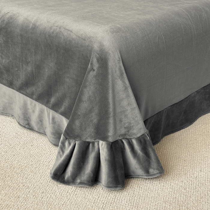 91家纺网 家纺一手货源 找家纺 鸿织源家纺 2025新款牛奶绒刺绣四件套-羽蝶 羽蝶-极致灰