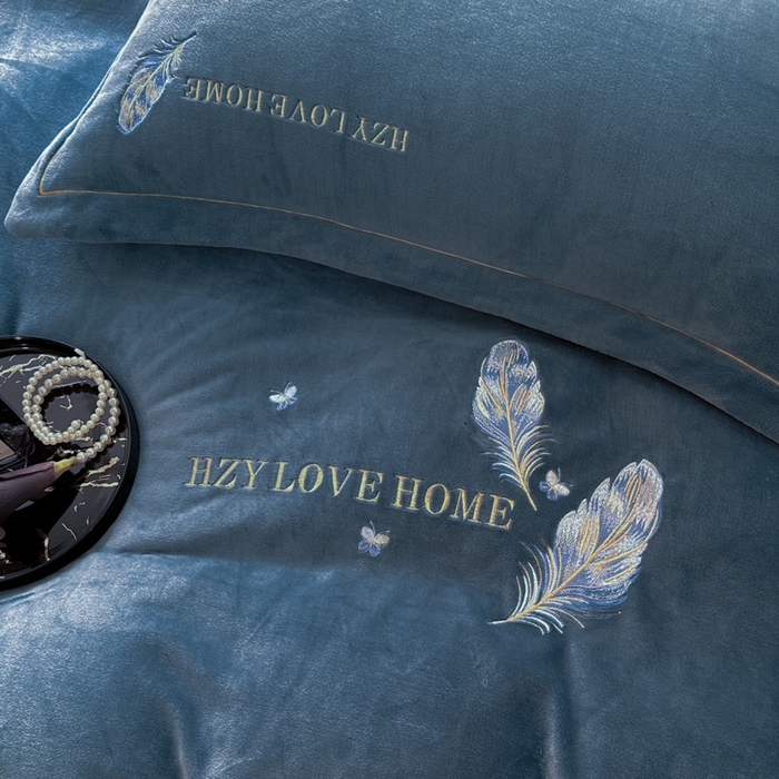 91家纺网 家纺一手货源 找家纺 鸿织源家纺 2025新款牛奶绒刺绣四件套-羽蝶 羽蝶-宾利兰