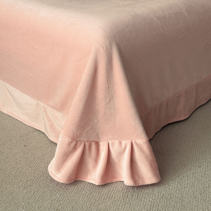 91家纺网 家纺一手货源 找家纺 鸿织源家纺 2025新款牛奶绒刺绣四件套-羽蝶 羽蝶-玉色