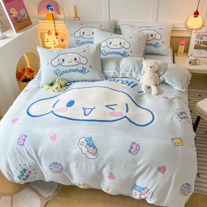 91家纺网 家纺一手货源 找家纺 妖妖家纺 2025新款高克重牛奶绒三丽鸥大版四件套 wink玉桂狗