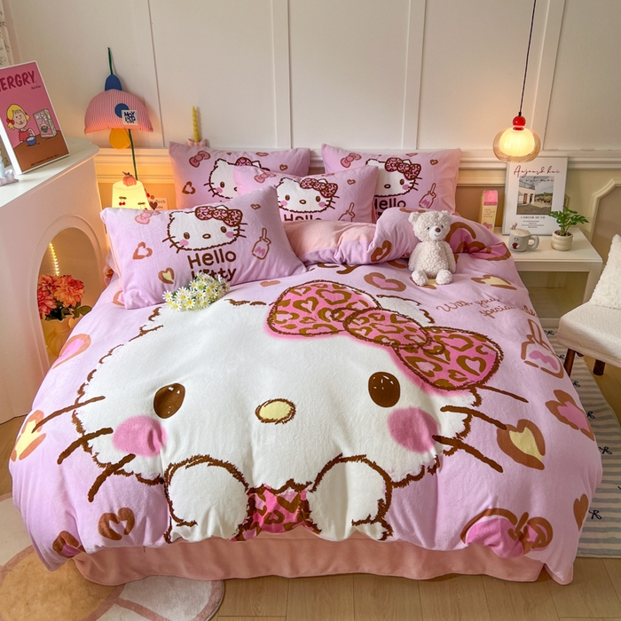 91家纺网 家纺一手货源 找家纺 妖妖家纺 2025新款高克重牛奶绒三丽鸥大版四件套 豹纹kitty