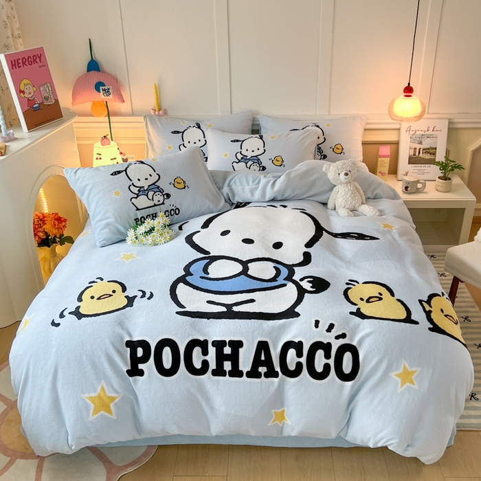 91家纺网 家纺一手货源 找家纺 妖妖家纺 2025新款高克重牛奶绒三丽鸥大版四件套 呆萌帕恰狗