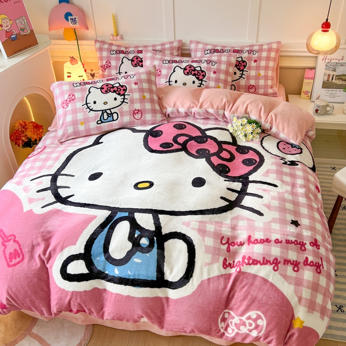 91家纺网 家纺一手货源 找家纺 妖妖家纺 2025新款高克重牛奶绒三丽鸥大版四件套 呆萌kitty