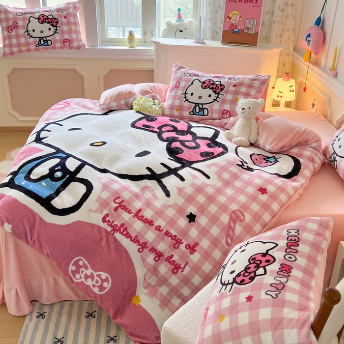 91家纺网 家纺一手货源 找家纺 妖妖家纺 2025新款高克重牛奶绒三丽鸥大版四件套 呆萌kitty