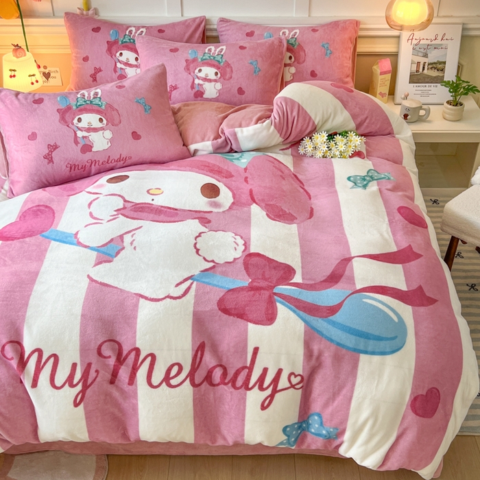 91家纺网 家纺一手货源 找家纺 妖妖家纺 2025新款高克重牛奶绒三丽鸥大版四件套 飞行美乐蒂