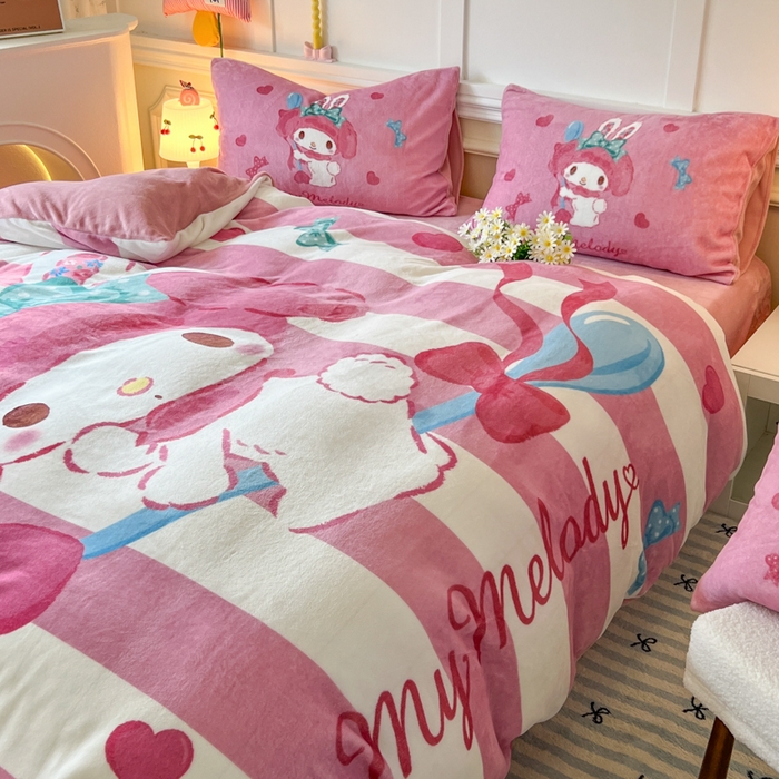 91家纺网 家纺一手货源 找家纺 妖妖家纺 2025新款高克重牛奶绒三丽鸥大版四件套 飞行美乐蒂