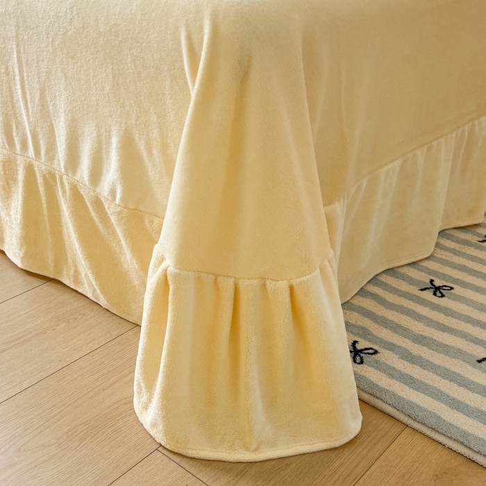 91家纺网 家纺一手货源 找家纺 妖妖家纺 2025新款高克重牛奶绒三丽鸥大版四件套 开心布丁狗