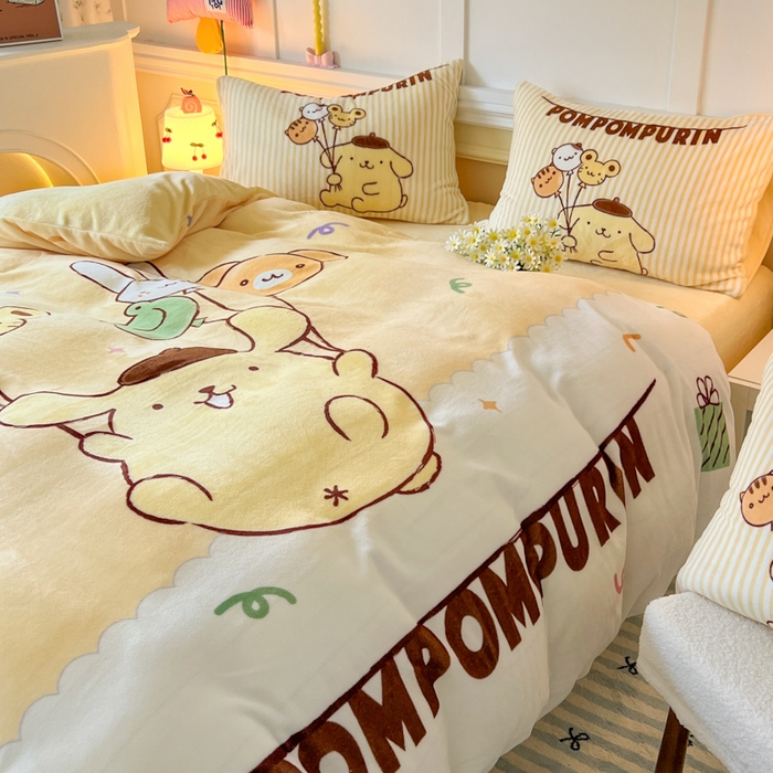 91家纺网 家纺一手货源 找家纺 妖妖家纺 2025新款高克重牛奶绒三丽鸥大版四件套 开心布丁狗