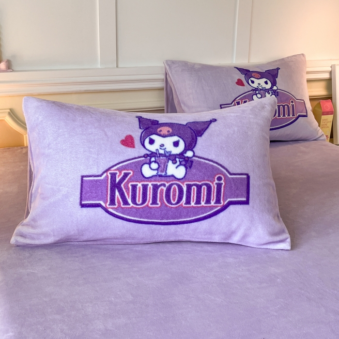 91家纺网 家纺一手货源 找家纺 妖妖家纺 2025新款高克重牛奶绒三丽鸥大版四件套 库洛米大厨