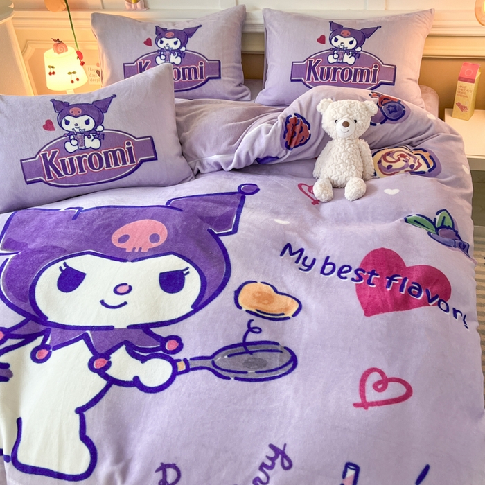 91家纺网 家纺一手货源 找家纺 妖妖家纺 2025新款高克重牛奶绒三丽鸥大版四件套 库洛米大厨