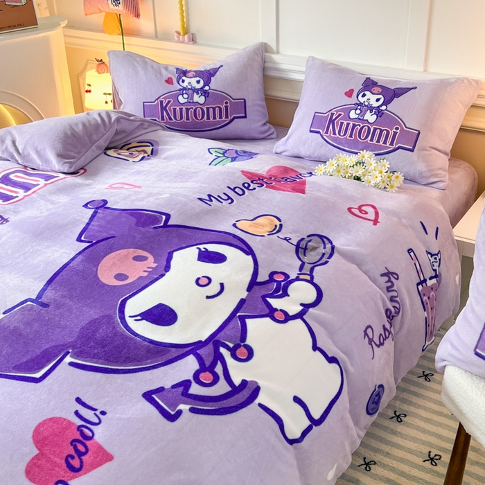 91家纺网 家纺一手货源 找家纺 妖妖家纺 2025新款高克重牛奶绒三丽鸥大版四件套 库洛米大厨