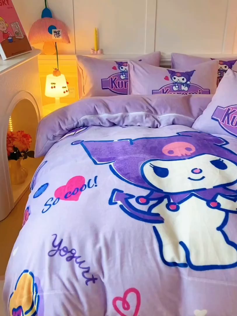 91家纺网 家纺一手货源 找家纺 妖妖家纺 2025新款高克重牛奶绒三丽鸥大版四件套 库洛米大厨