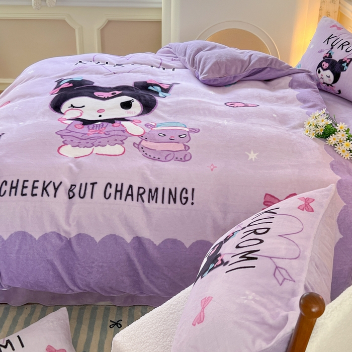 91家纺网 家纺一手货源 找家纺 妖妖家纺 2025新款高克重牛奶绒三丽鸥大版四件套 甜酷库洛米