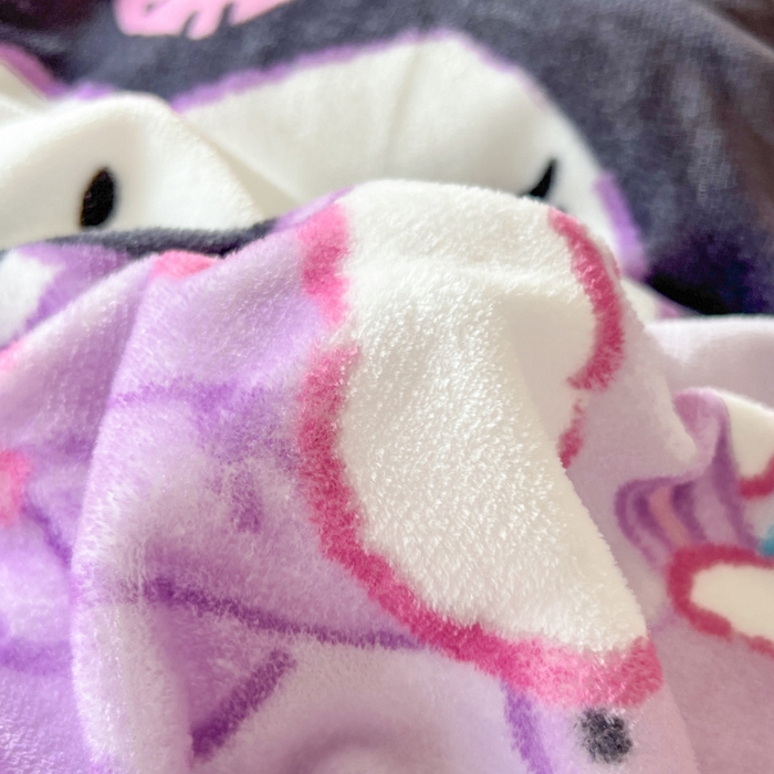 91家纺网 家纺一手货源 找家纺 妖妖家纺 2025新款高克重牛奶绒三丽鸥大版四件套 甜酷库洛米