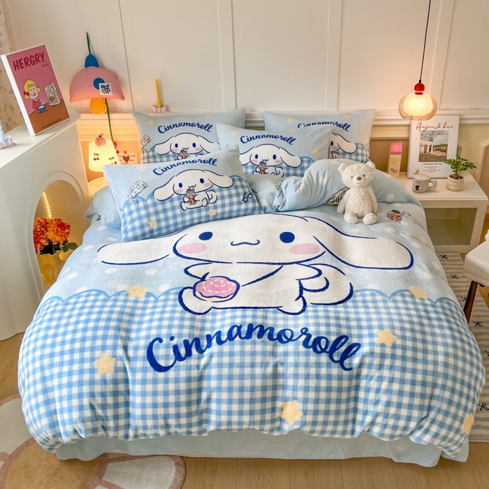 91家纺网 家纺一手货源 找家纺 妖妖家纺 2025新款高克重牛奶绒三丽鸥大版四件套 玉桂狗郊游