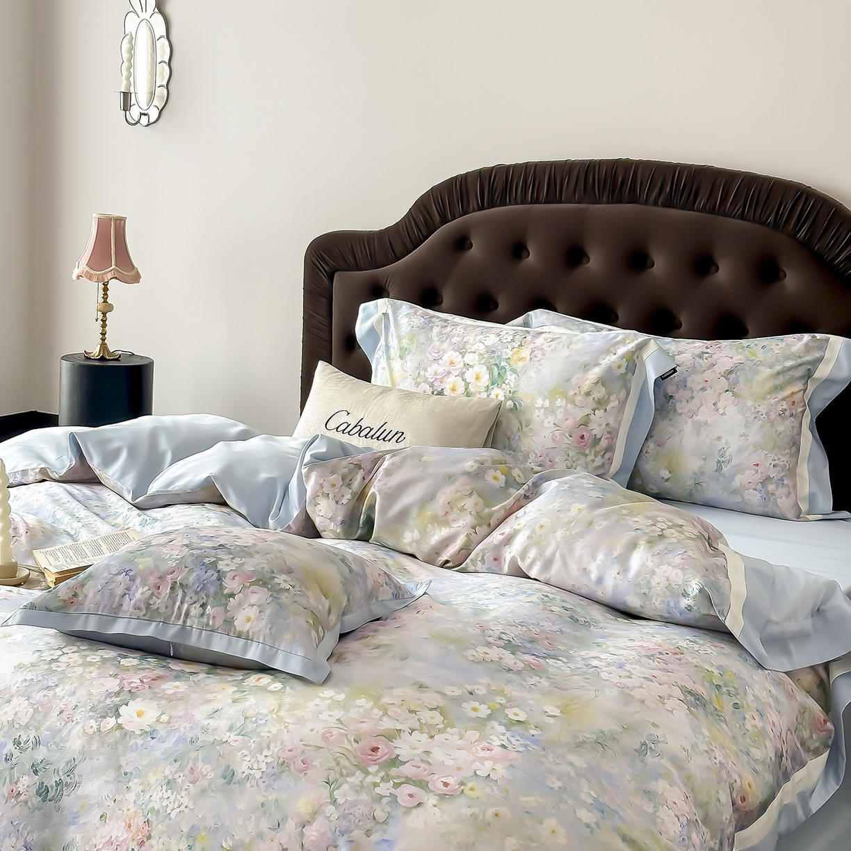 91家纺网 家纺一手货源 找家纺 卡巴伦家纺 2025新款超细旦天丝棉数码印花四件套-花卉（控价328） 晨曦-纯净蓝