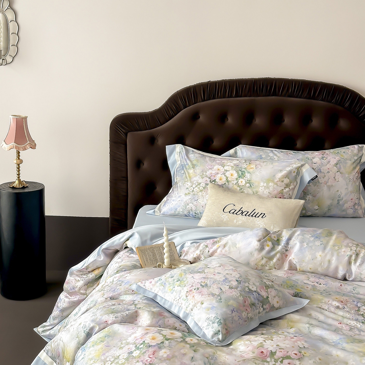 91家纺网 家纺一手货源 找家纺 卡巴伦家纺 2025新款超细旦天丝棉数码印花四件套-花卉（控价328） 晨曦-纯净蓝