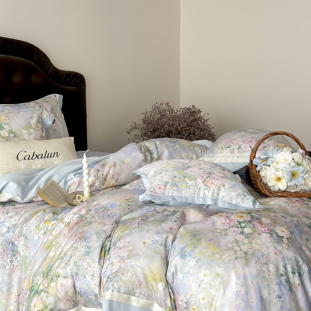 91家纺网 家纺一手货源 找家纺 卡巴伦家纺 2025新款超细旦天丝棉数码印花四件套-花卉（控价328） 晨曦-纯净蓝