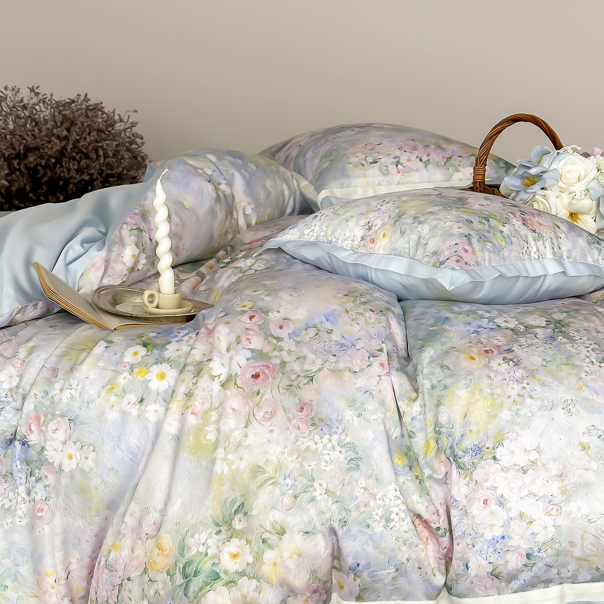 91家纺网 家纺一手货源 找家纺 卡巴伦家纺 2025新款超细旦天丝棉数码印花四件套-花卉（控价328） 晨曦-纯净蓝