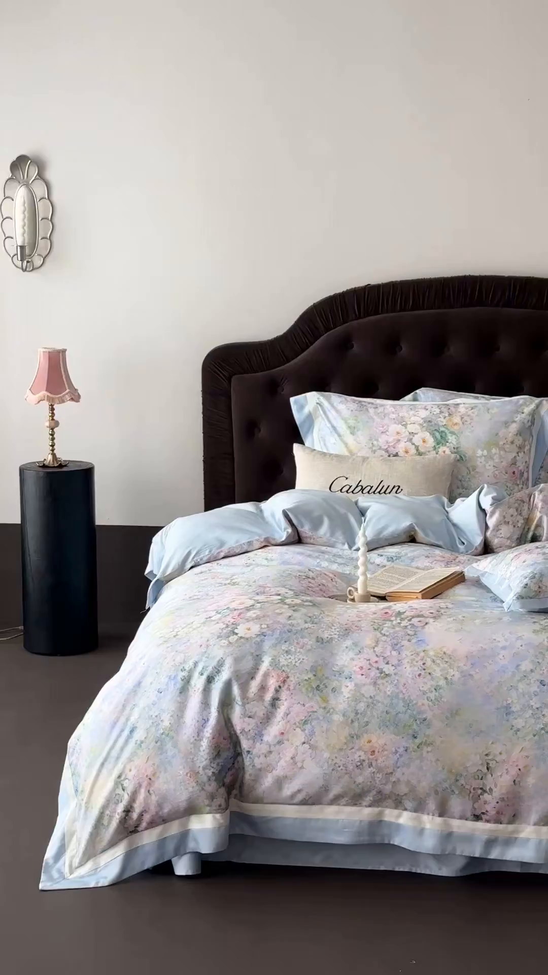 91家纺网 家纺一手货源 找家纺 卡巴伦家纺 2025新款超细旦天丝棉数码印花四件套-花卉（控价328） 晨曦-纯净蓝