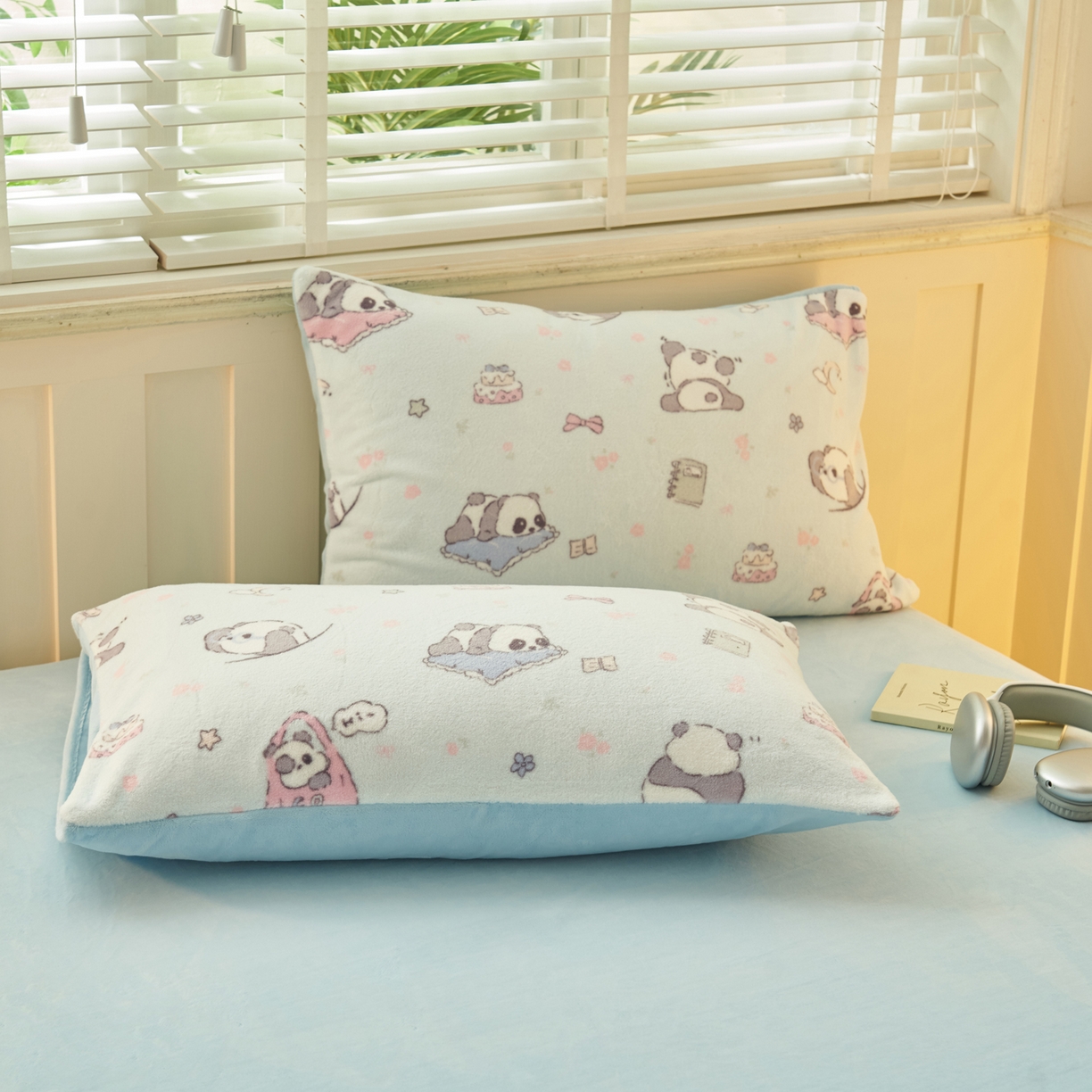 91家纺网 家纺一手货源 找家纺 晨曦家纺 2025新款加厚230克双面牛奶绒卡通可爱法兰绒四件套 可爱熊猫