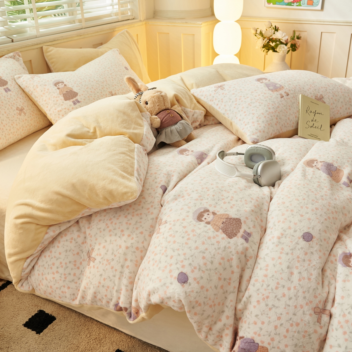 91家纺网 家纺一手货源 找家纺 晨曦家纺 2025新款加厚230克双面牛奶绒卡通可爱法兰绒四件套 可爱女孩