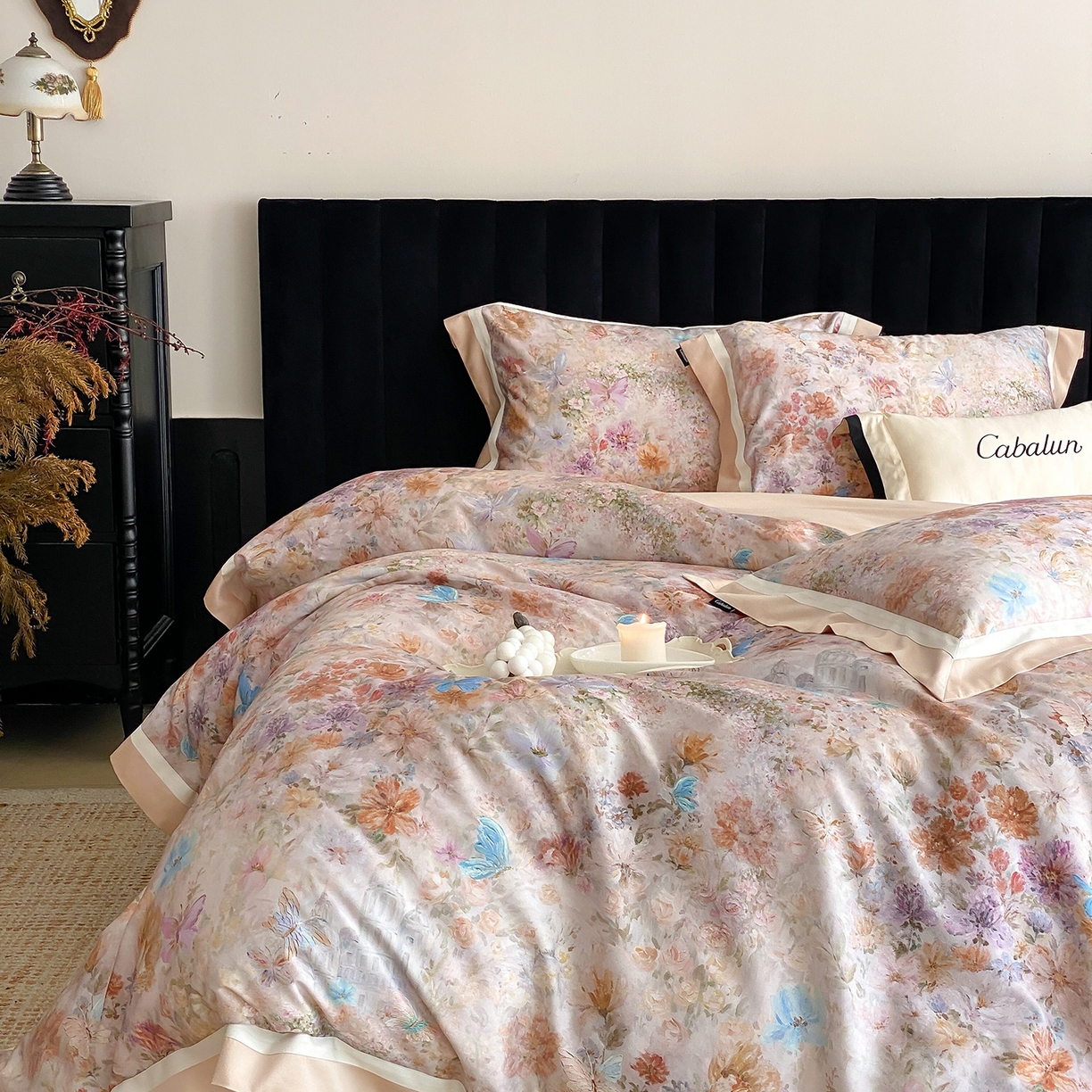 91家纺网 家纺一手货源 找家纺 卡巴伦家纺 2025新款超细旦天丝棉数码印花四件套-花卉（控价328） 碟影（暖玉）