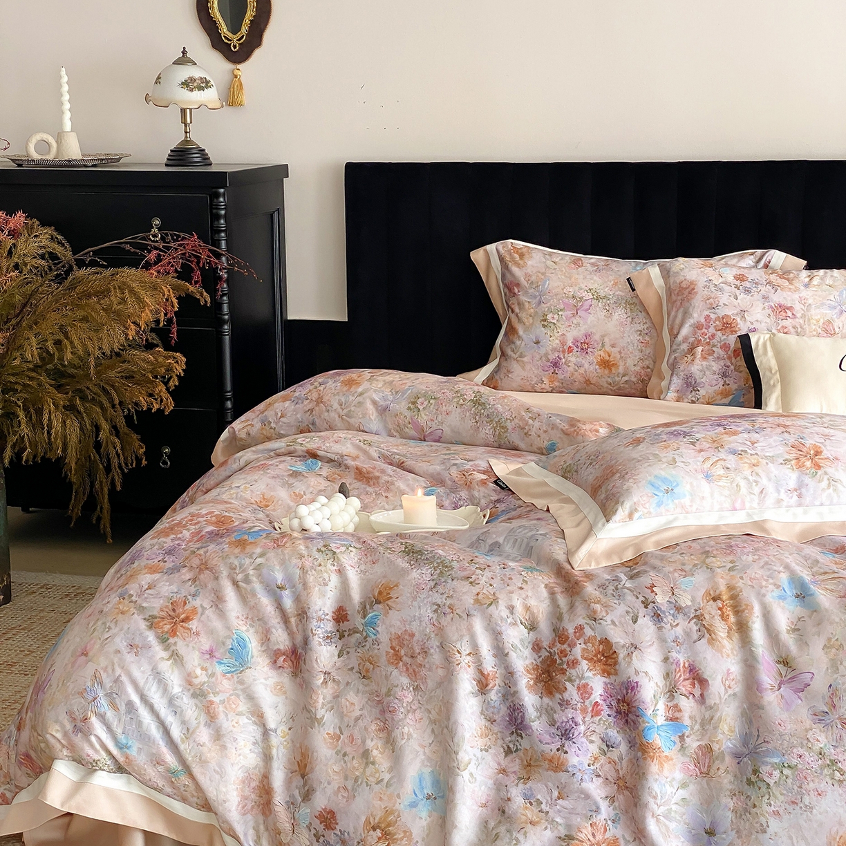 91家纺网 家纺一手货源 找家纺 卡巴伦家纺 2025新款超细旦天丝棉数码印花四件套-花卉（控价328） 碟影（暖玉）