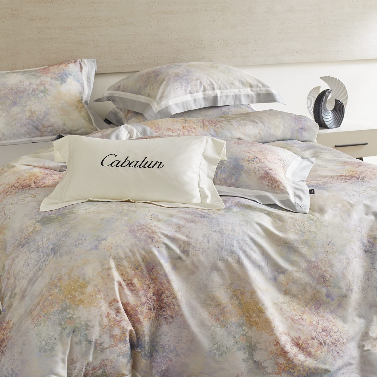 91家纺网 家纺一手货源 找家纺 卡巴伦家纺 2025新款50S超细旦全棉数码印花款四件套（控价298） 花镜-兰