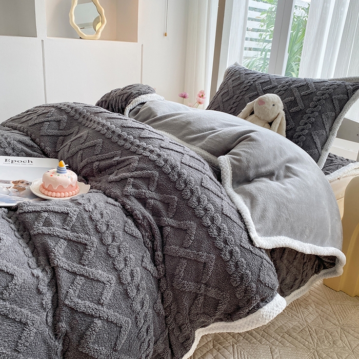 91家纺网 家纺一手货源 找家纺 （总）凌云家纺 2025新品学生宿舍牛奶绒床褥三件套加厚塔芙绒夹棉保暖