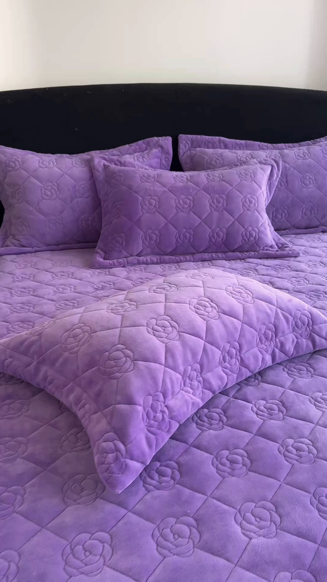 91家纺网 家纺一手货源 找家纺 7V 2025新款牛奶绒床笠 魅紫