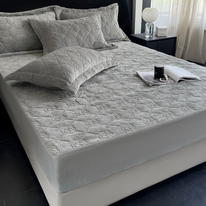 91家纺网 家纺一手货源 找家纺 7V 2025新款牛奶绒床笠 浅灰