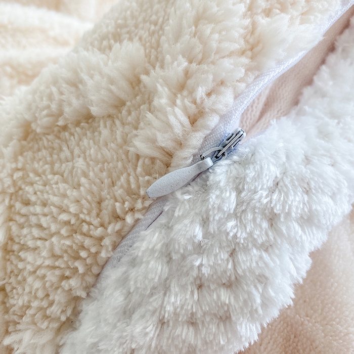 91家纺网 家纺一手货源 找家纺 凌云家纺 2025新品学生宿舍牛奶绒床褥三件套加厚塔芙绒夹棉保暖 米杏