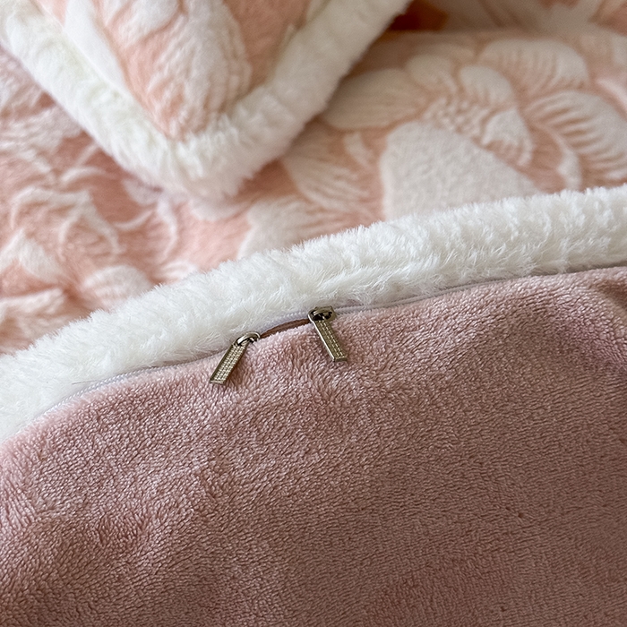 91家纺网 家纺一手货源 找家纺 （总）卡罗兰 2025新款牛奶绒兔毛雕花烂花四件套