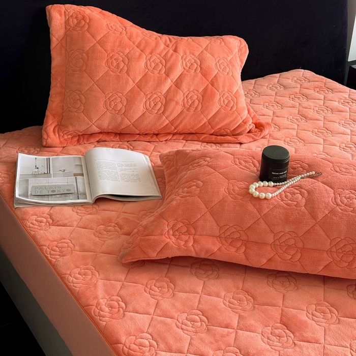 91家纺网 家纺一手货源 找家纺 7V 2025新款牛奶绒床笠 奶桔