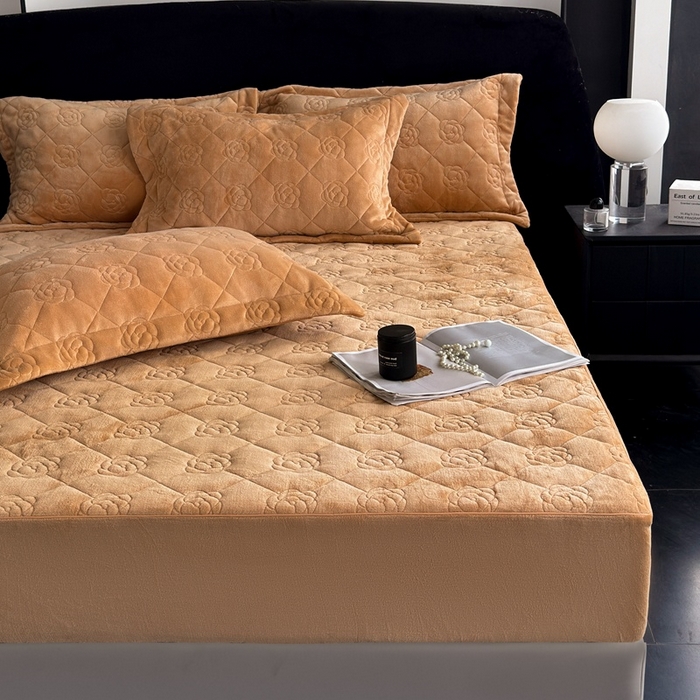 91家纺网 家纺一手货源 找家纺 7V 2025新款牛奶绒床笠 浅棕