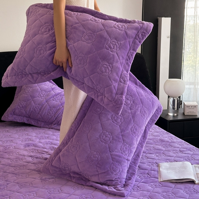 91家纺网 家纺一手货源 找家纺 7V 2025新款牛奶绒床笠 魅紫