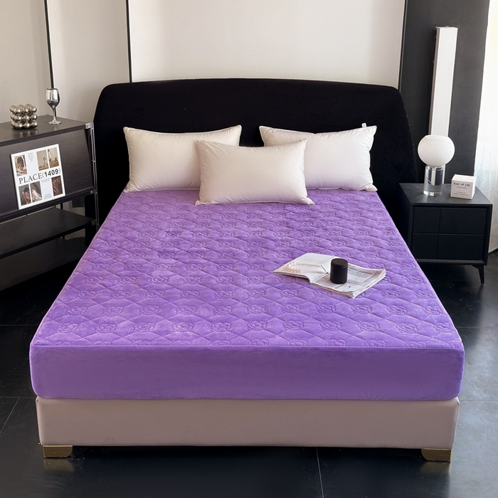 91家纺网 家纺一手货源 找家纺 7V 2025新款牛奶绒床笠 魅紫