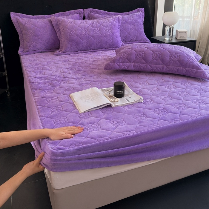 91家纺网 家纺一手货源 找家纺 7V 2025新款牛奶绒床笠 魅紫