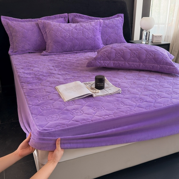 91家纺网 家纺一手货源 找家纺 7V 2025新款牛奶绒床笠 魅紫