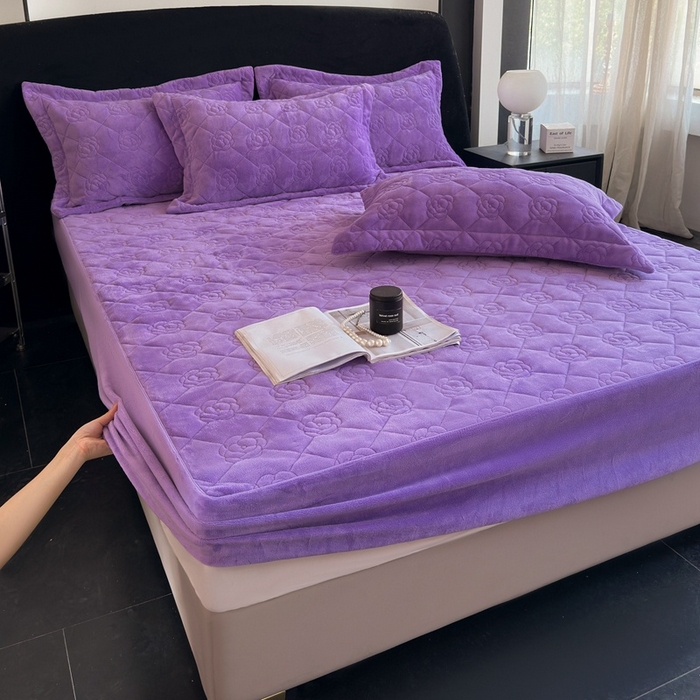 91家纺网 家纺一手货源 找家纺 7V 2025新款牛奶绒床笠 魅紫