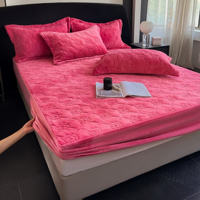 91家纺网 家纺一手货源 找家纺 7V 2025新款牛奶绒床笠 豆沙