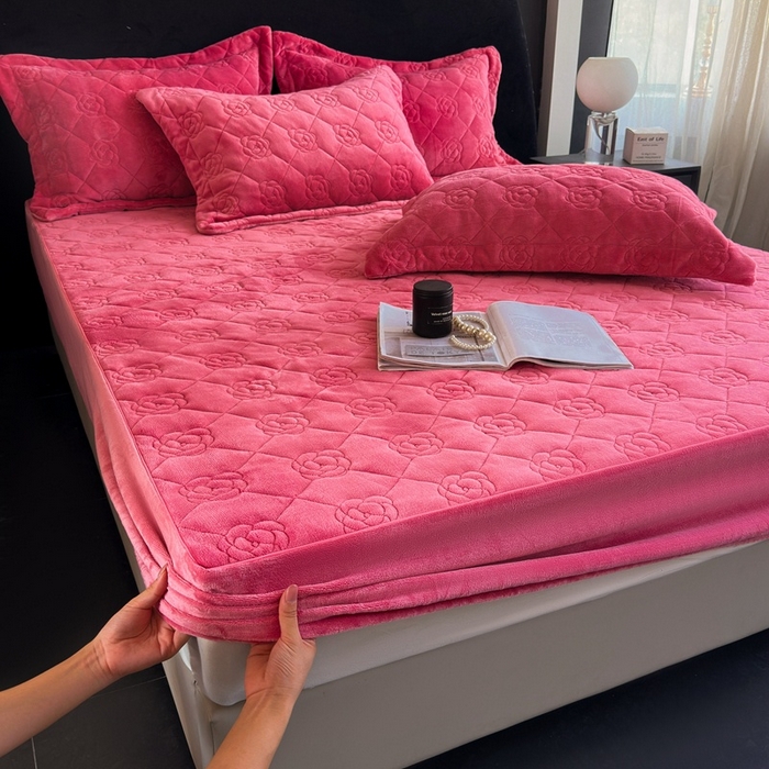 91家纺网 家纺一手货源 找家纺 7V 2025新款牛奶绒床笠 豆沙