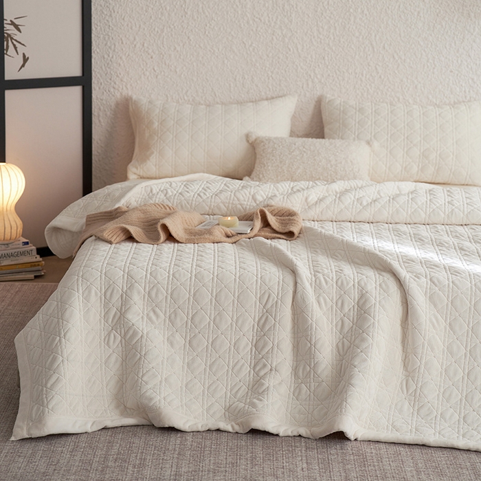 91家纺网 家纺一手货源 找家纺 良品汇馆 2025【牛奶绒午睡毯】牛奶绒午睡毯子加厚纯色休闲沙发盖毯 米白