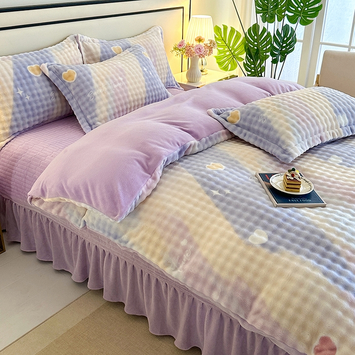 91家纺网 家纺一手货源 找家纺 富缦庭 2025新款泡泡牛奶绒床盖款四件套 彩虹爱心