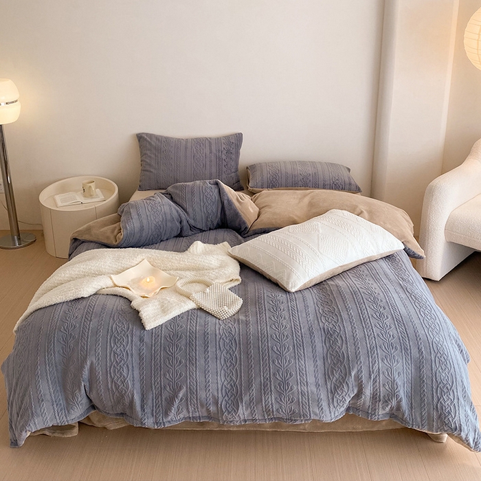 91家纺网 家纺一手货源 找家纺 良品汇馆 2025【牛奶毛绒套件加厚提花】冬季套件加厚烂花保暖提花床品 花枝-灰